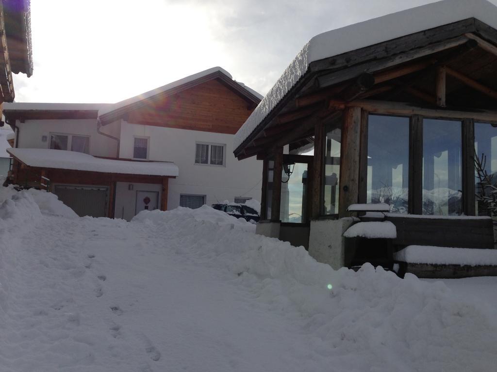 Panoramahof Holly Hotel Obervellach Værelse billede