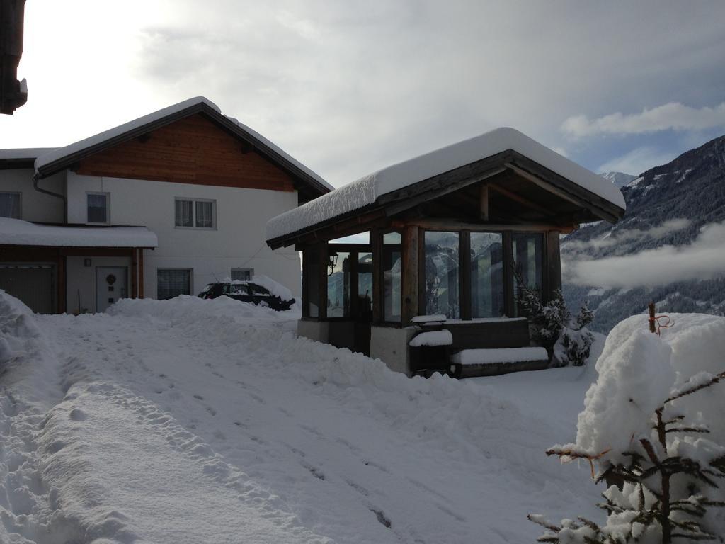 Panoramahof Holly Hotel Obervellach Værelse billede